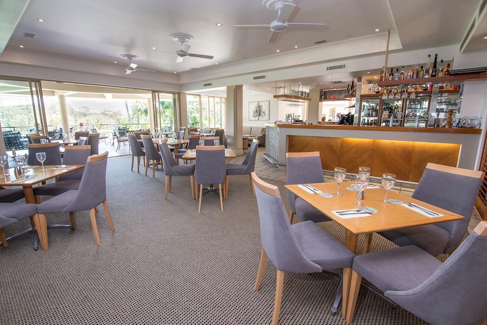 Springs Golf & Noosa Heads